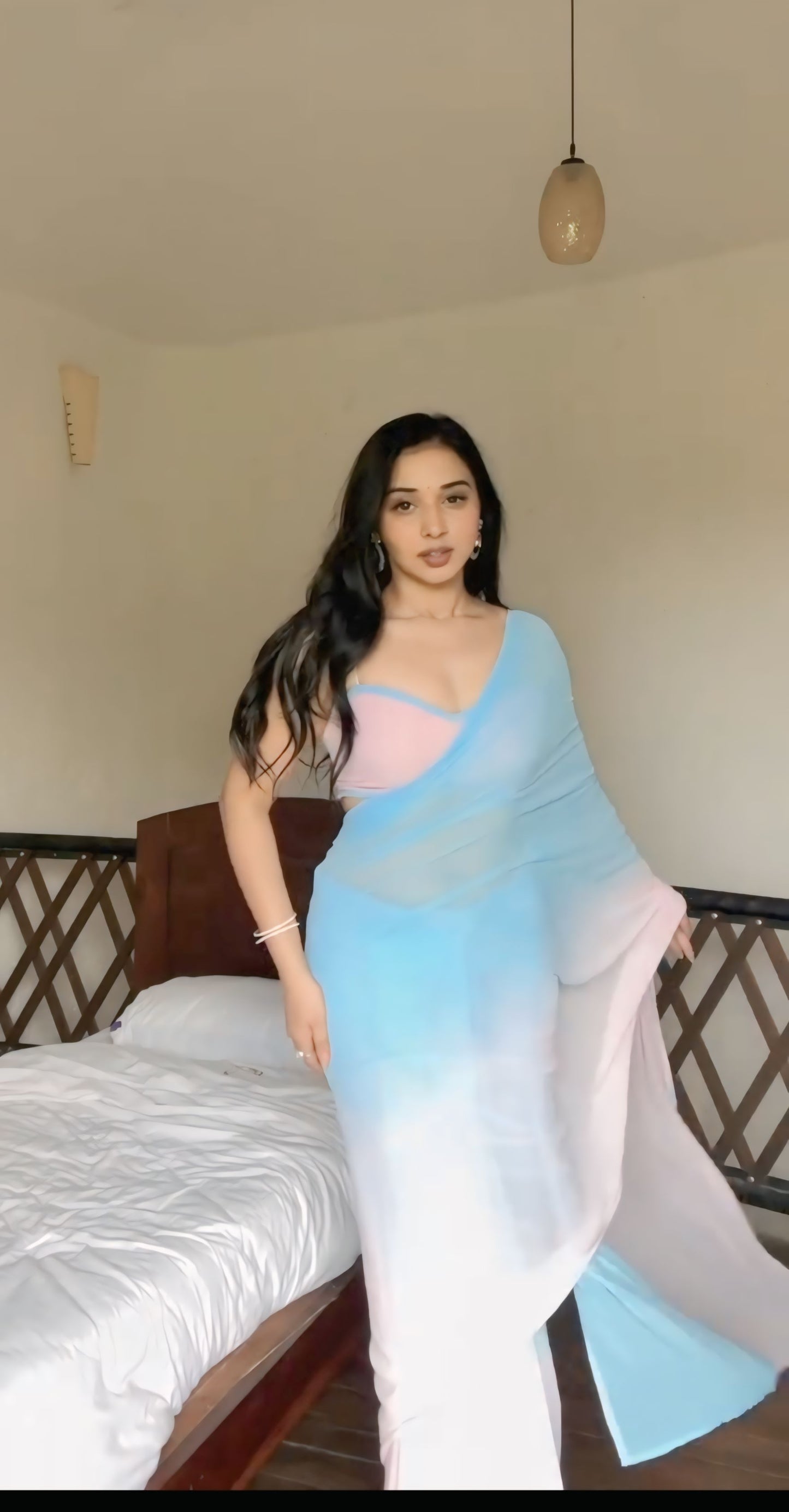 Pastel ombre georgette Ready-to-Wear Saree 351