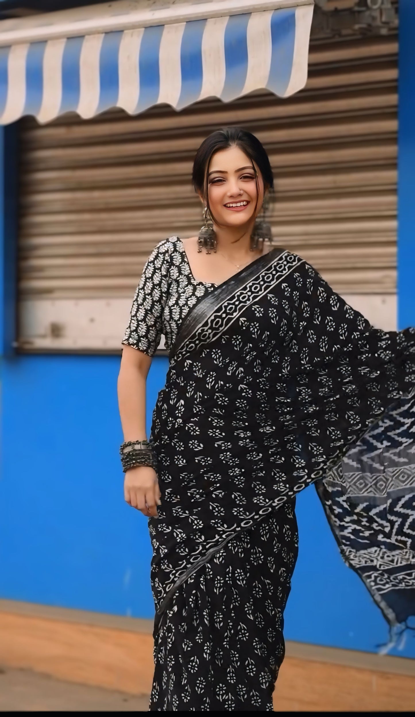 Black Cotton Ready-to-Wear Saree 369