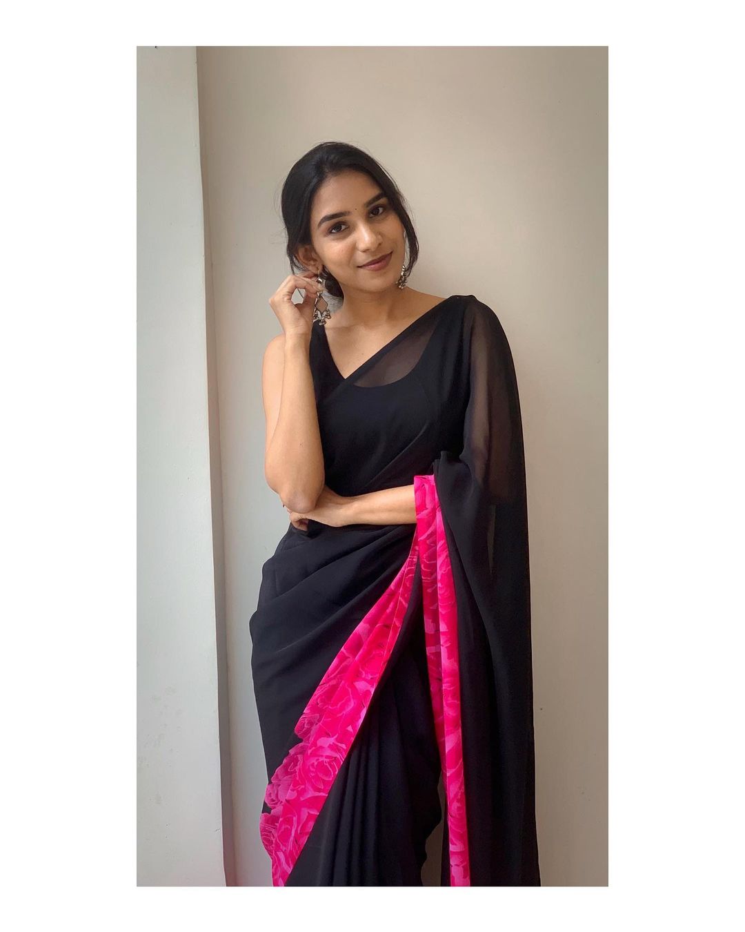 Black and Pink ombre georgette Ready-to-Wear Saree 306