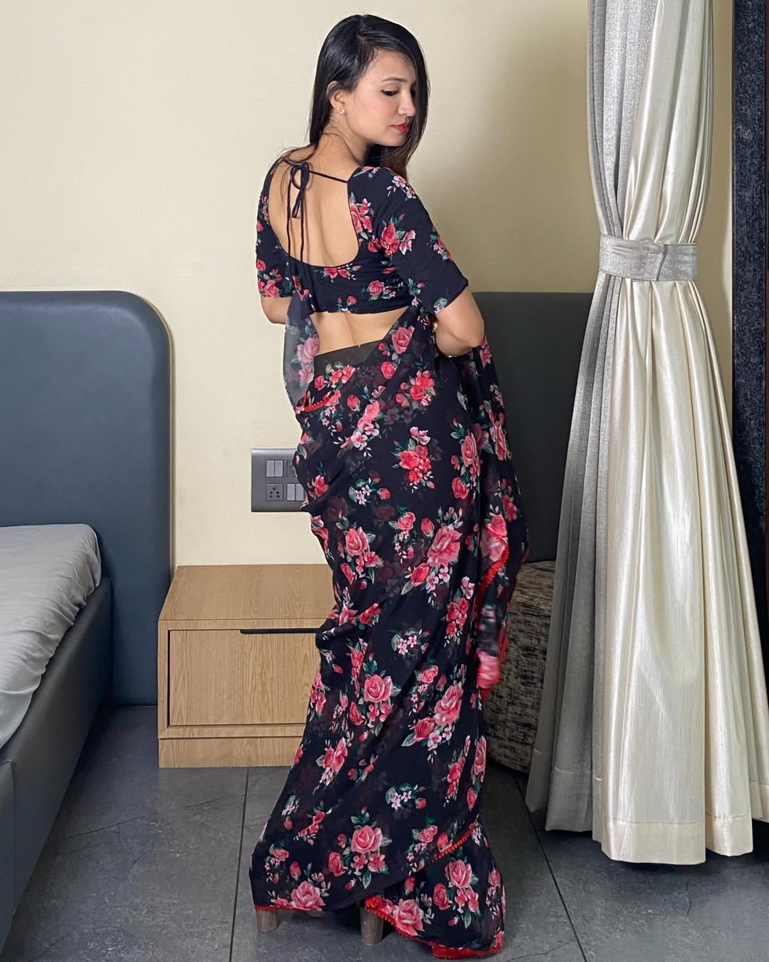 Black Floral Printed Ready-to-Wear Saree 354