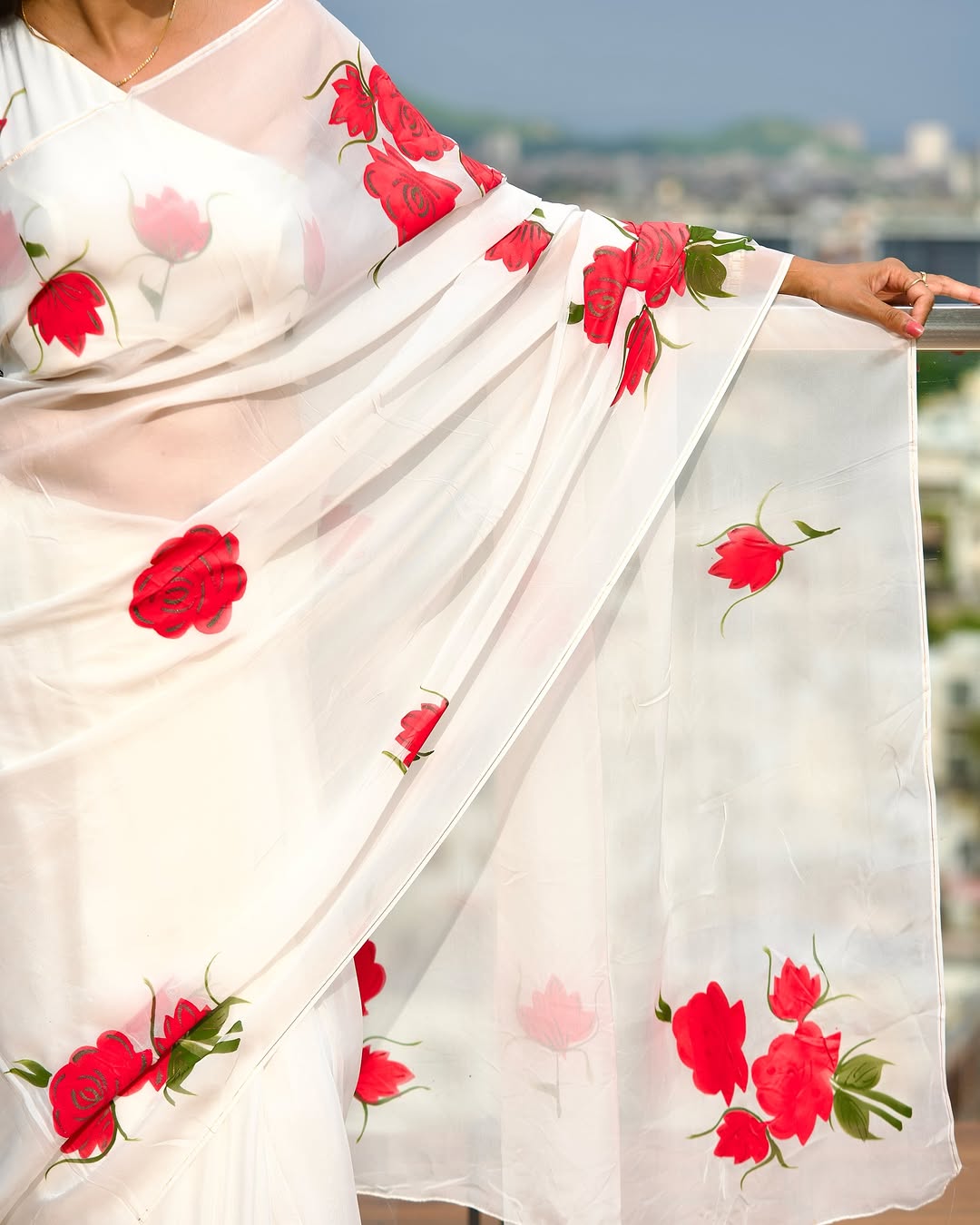 White Floral Printed Ready-to-Wear Saree 390