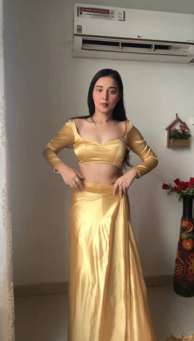 Golden Satin Ready-to-Wear Saree – Elegant & Effortless Draping - 175