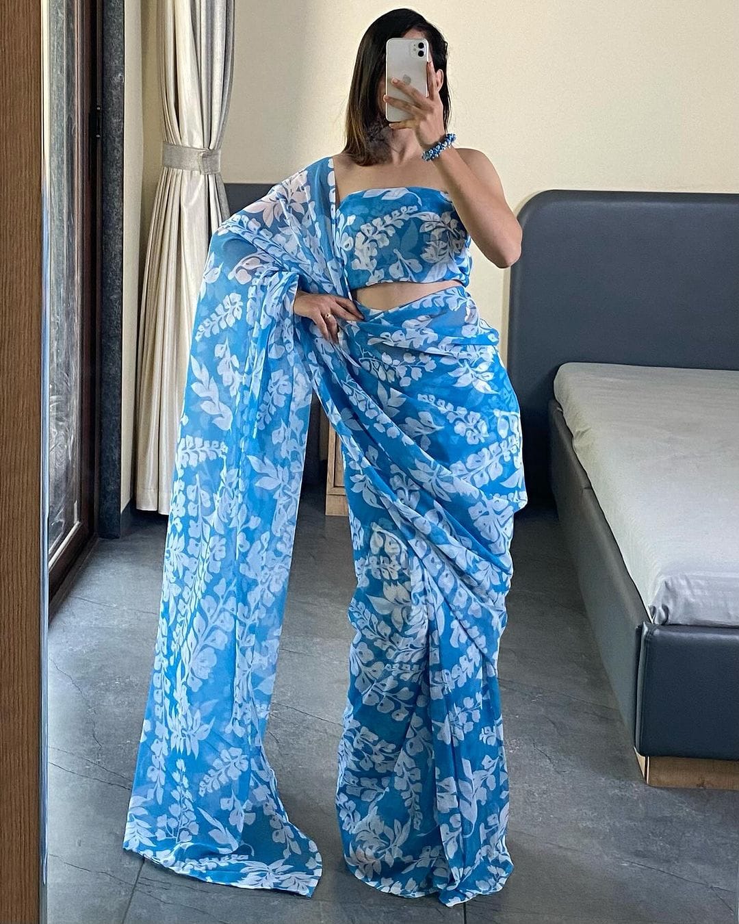 Blue and white floral Printed Ready-to-Wear Saree 251