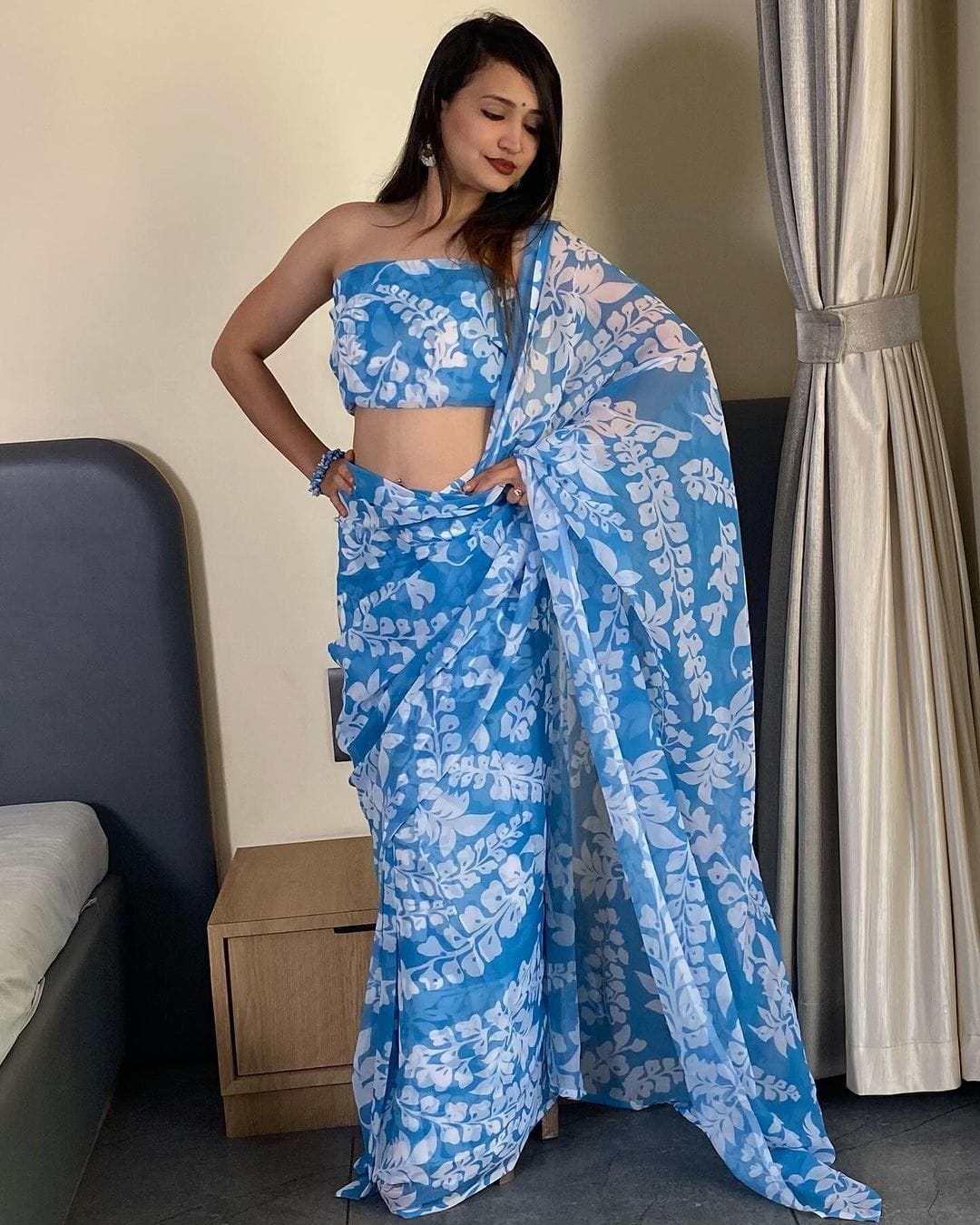 Blue and white floral Printed Ready-to-Wear Saree 251