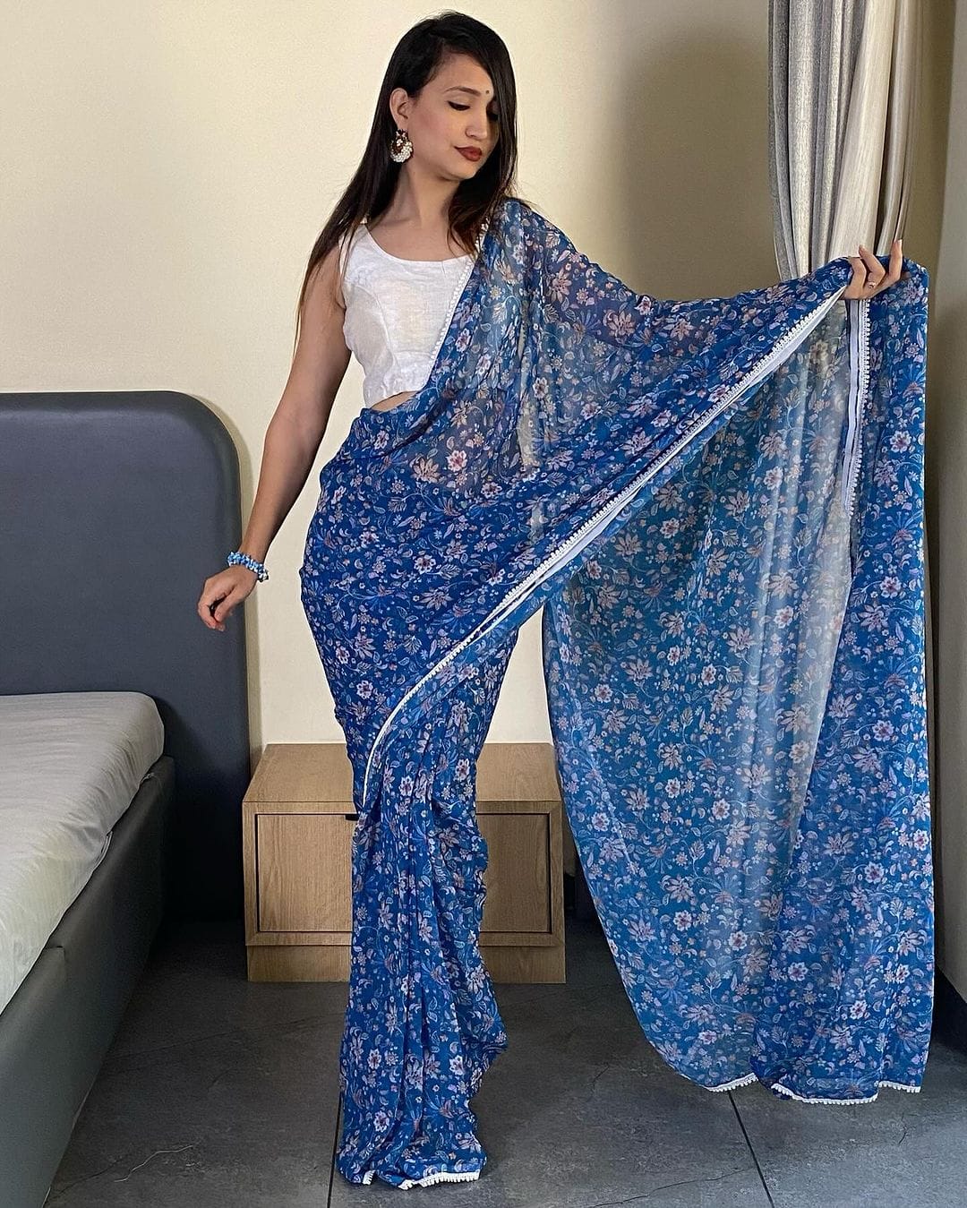 Blue floral Printed Ready-to-Wear Saree 252
