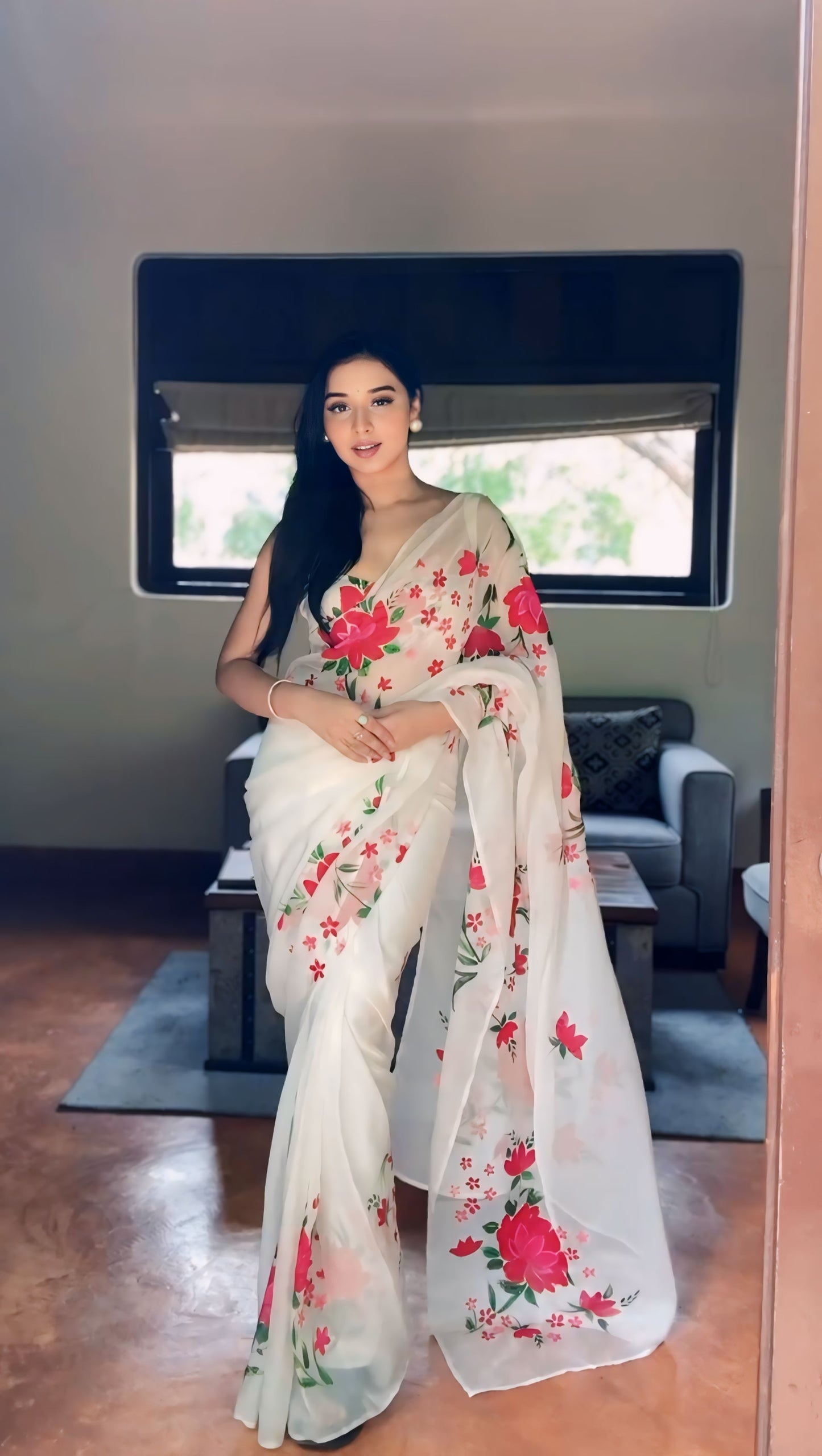 White Floral Printed Ready-to-Wear Saree 319