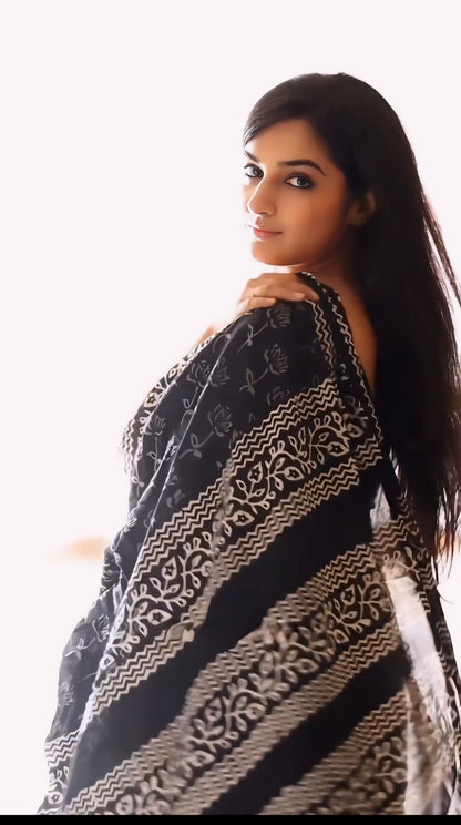 Black Cotton Ready-to-Wear Saree 321