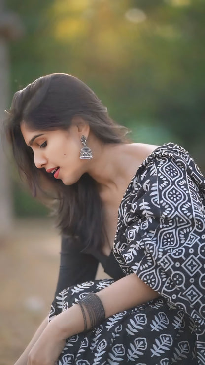 Black Cotton Ready-to-Wear Saree 394