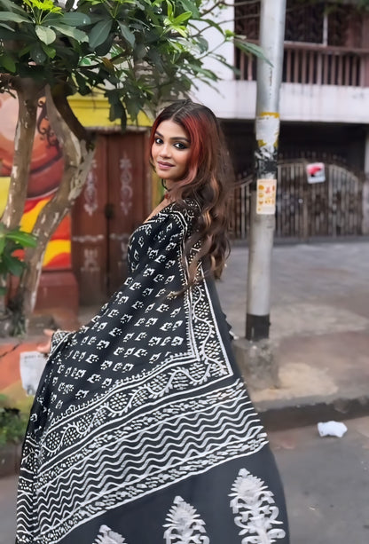 Black Cotton Ready-to-Wear Saree 431