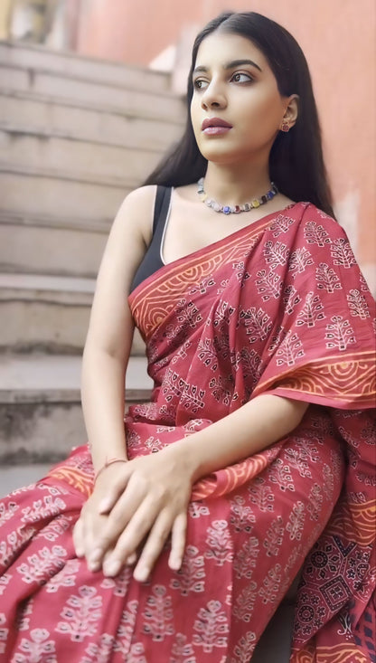 Red Cotton Ready-to-Wear Saree 454
