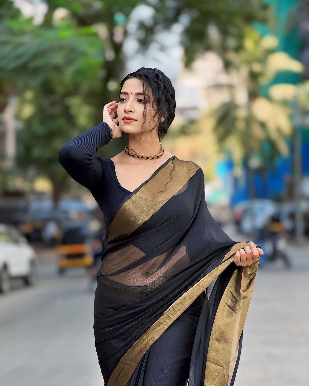 Black finish Ready-to-Wear Saree 207