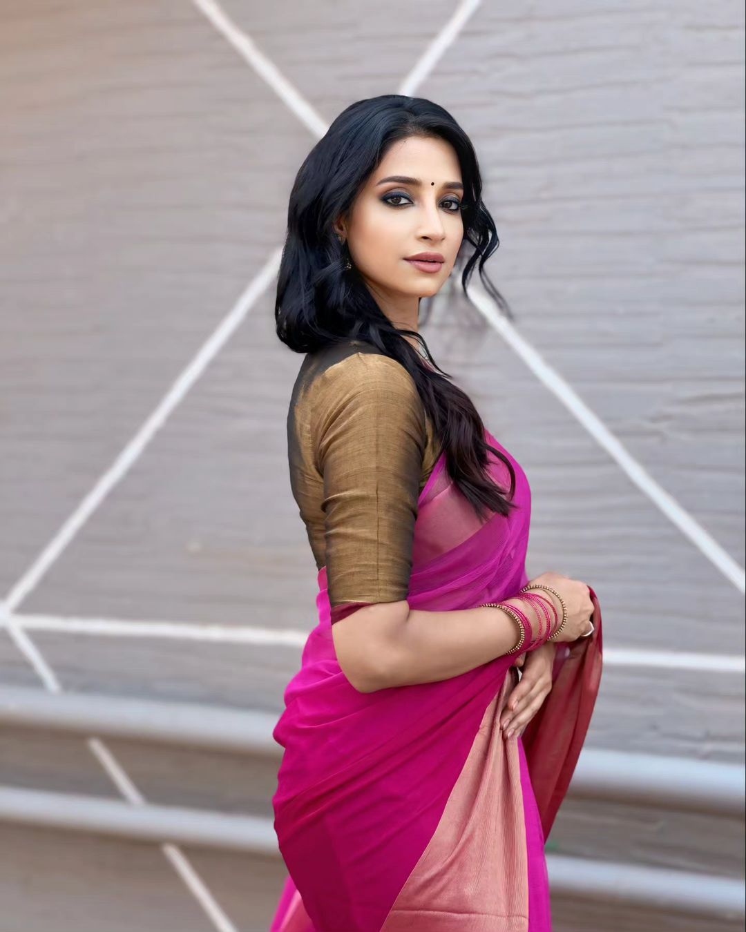 Pink finish Ready-to-Wear Saree 207