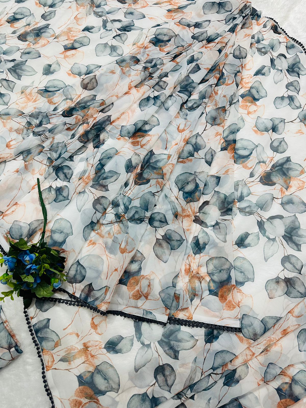 White floral Printed Ready-to-Wear Saree 157