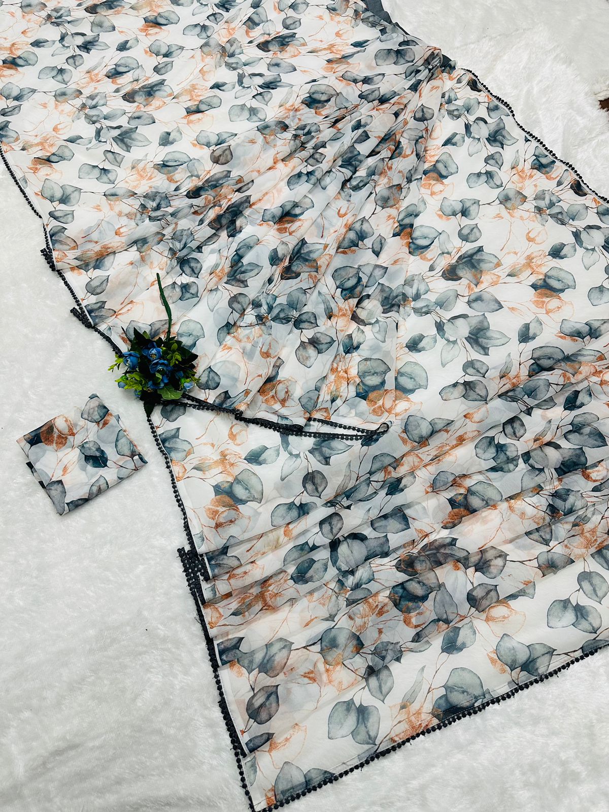 White floral Printed Ready-to-Wear Saree 157