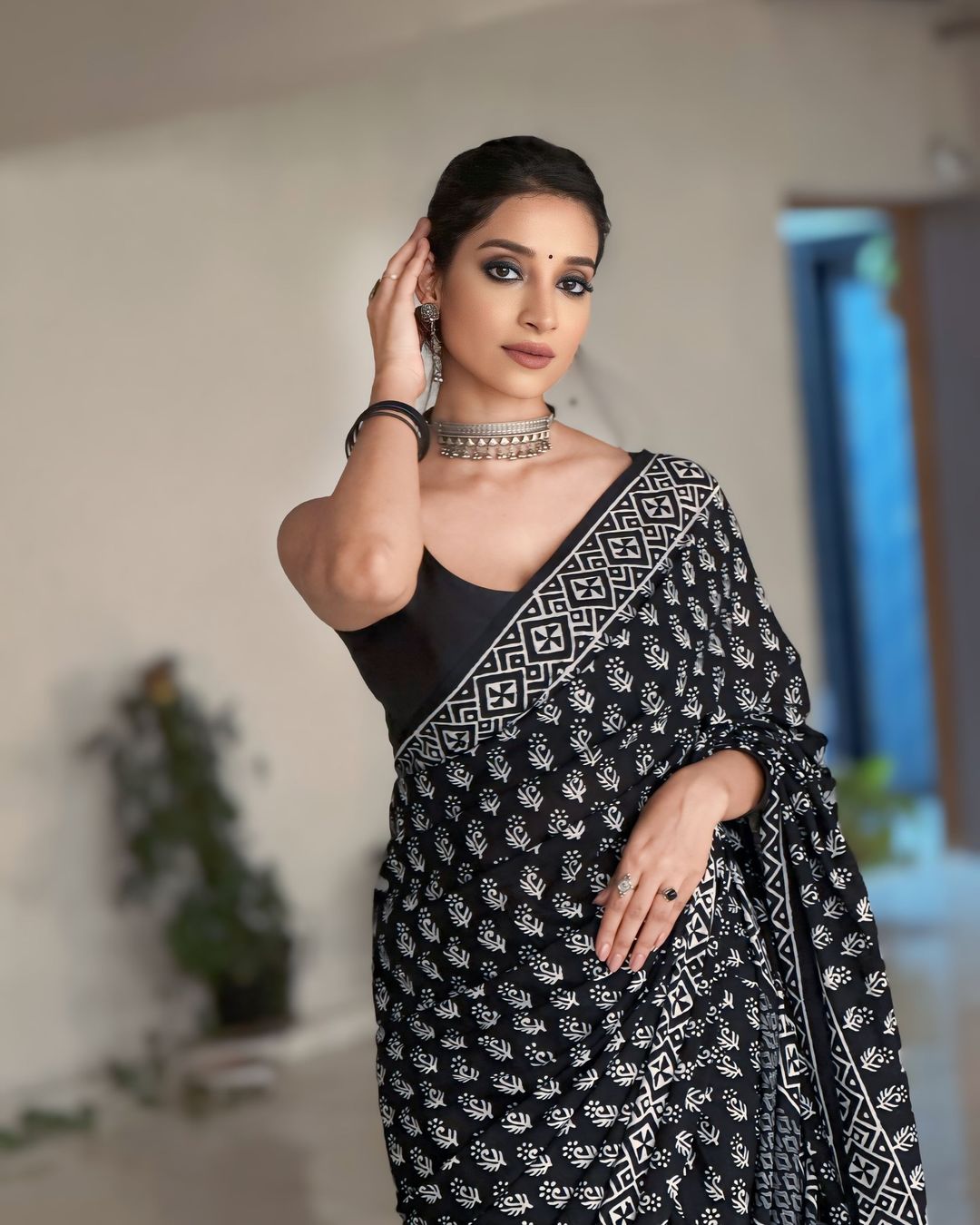 Black Cotton Ready-to-Wear Saree 370