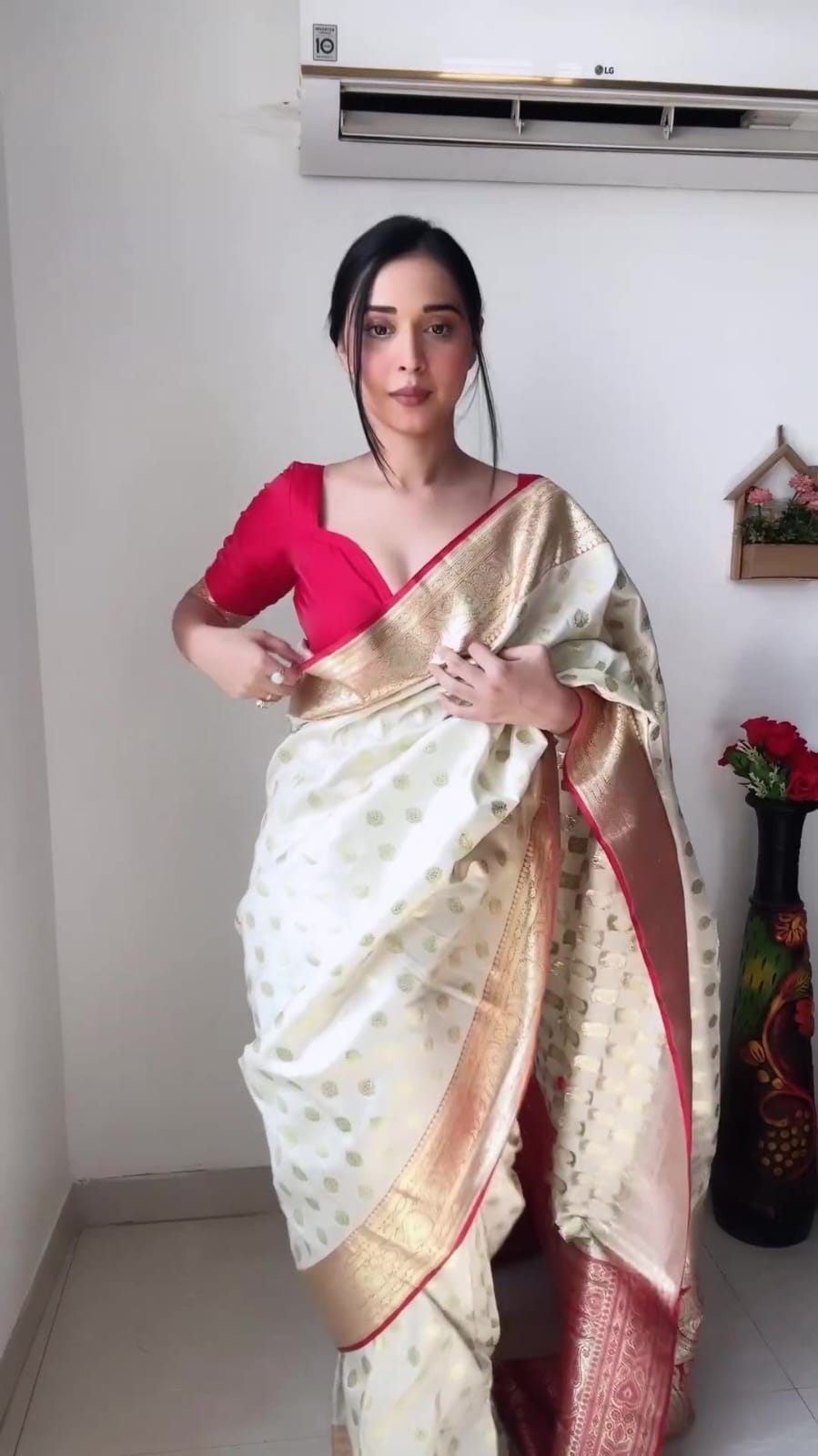 White Banarsi Design Ready-to-Wear Saree 196
