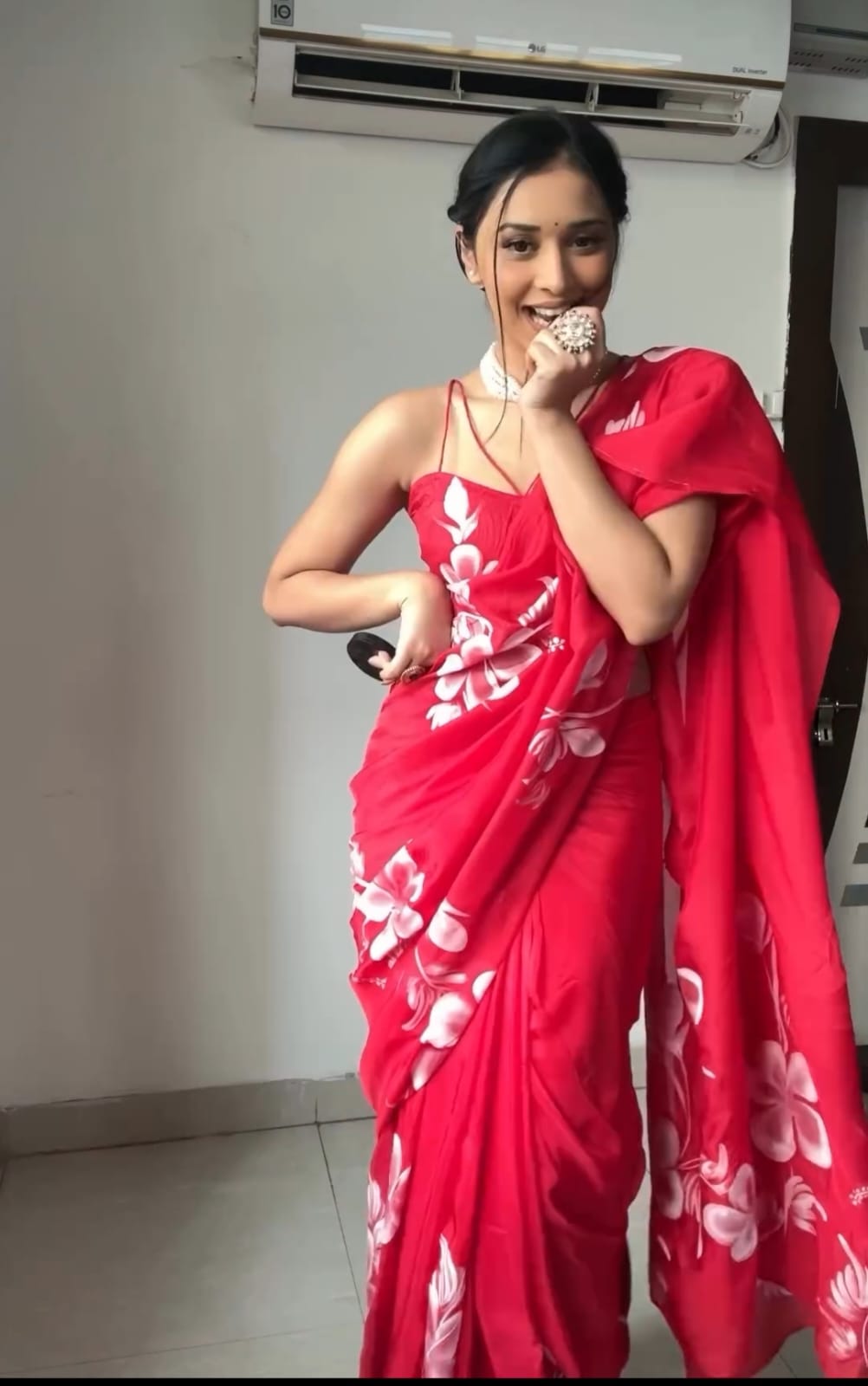 Red floral Printed Ready-to-Wear Saree 201