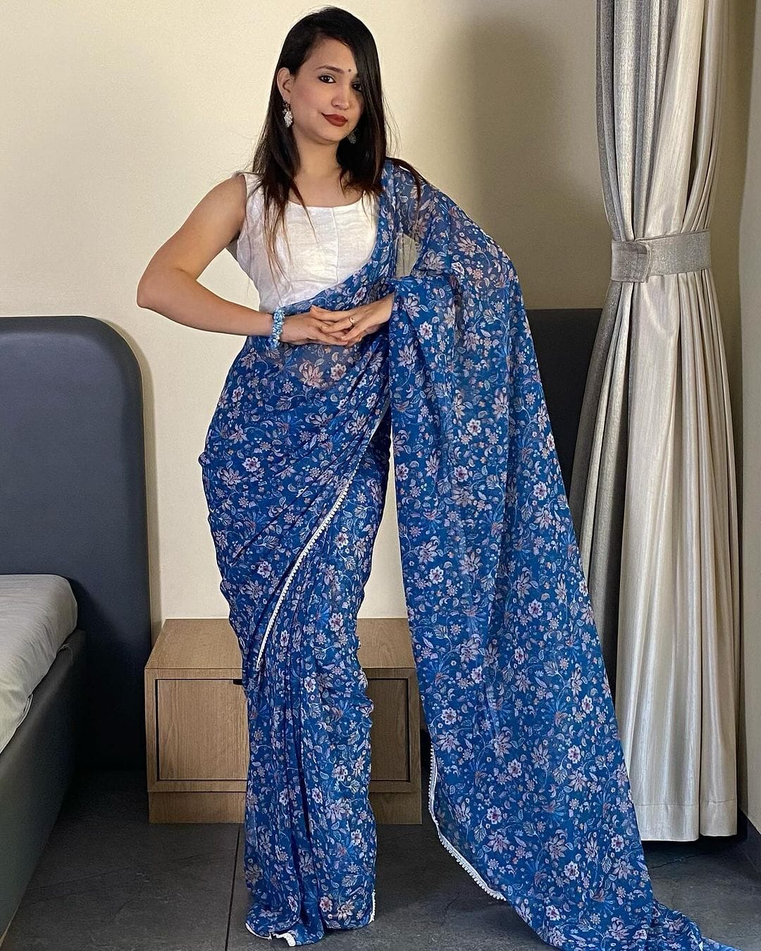 Blue floral Printed Ready-to-Wear Saree 252